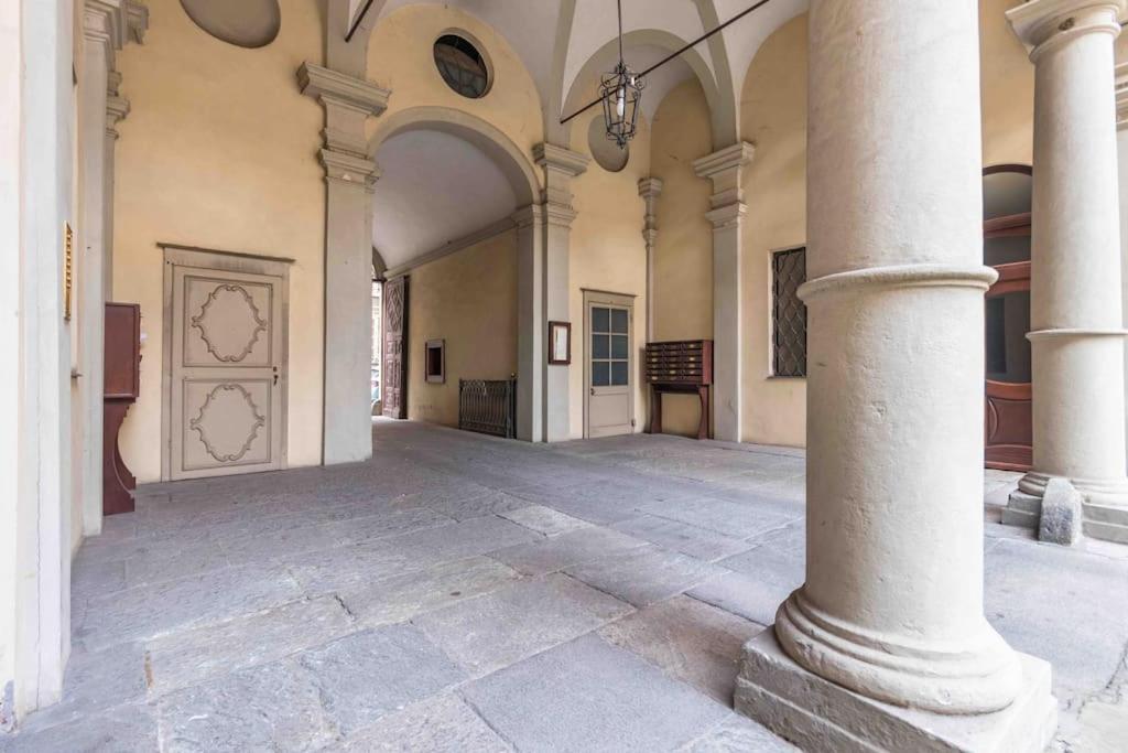 Hollywood HouseIn The Heart Of Turin Turim Exterior foto
