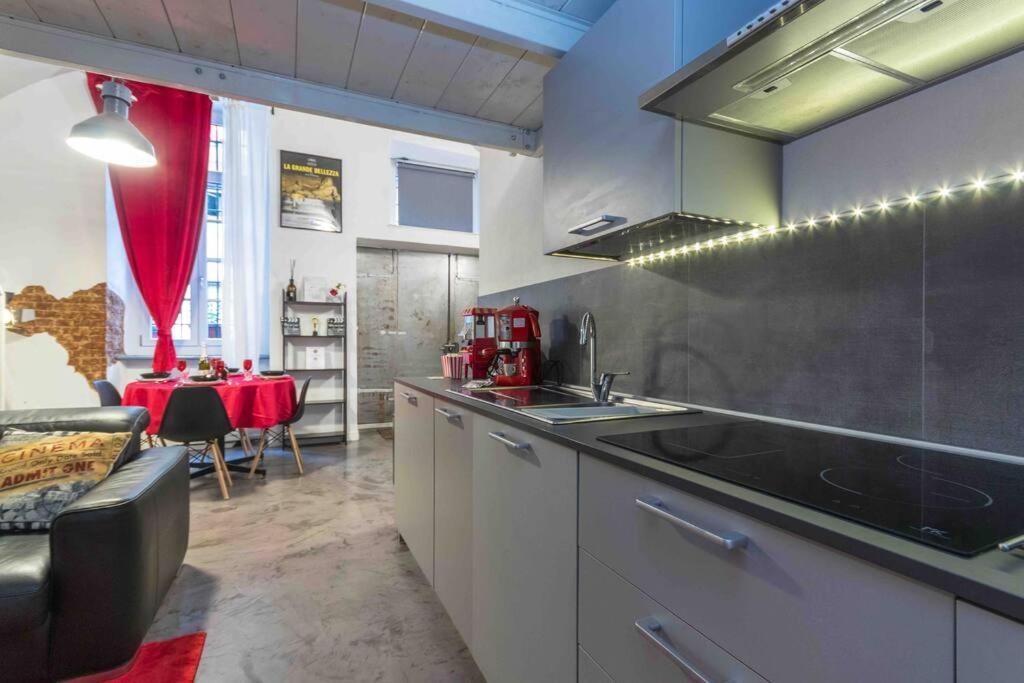 Hollywood HouseIn The Heart Of Turin Turim Exterior foto